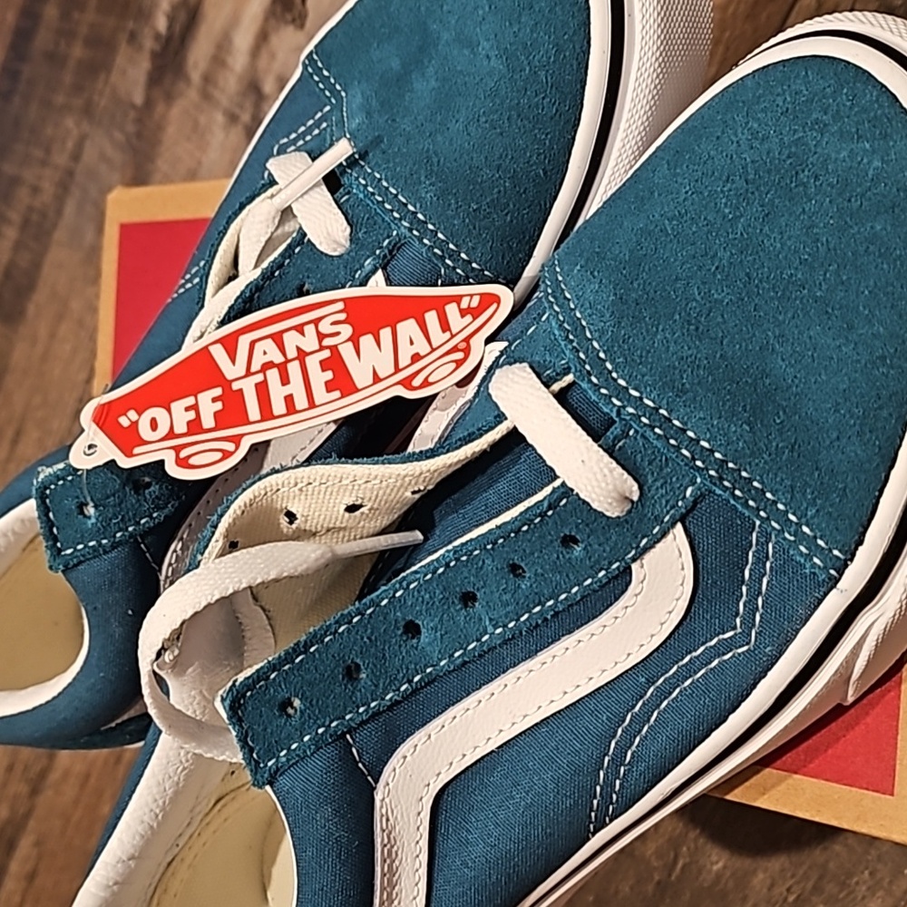 NEW Vans Old Skool